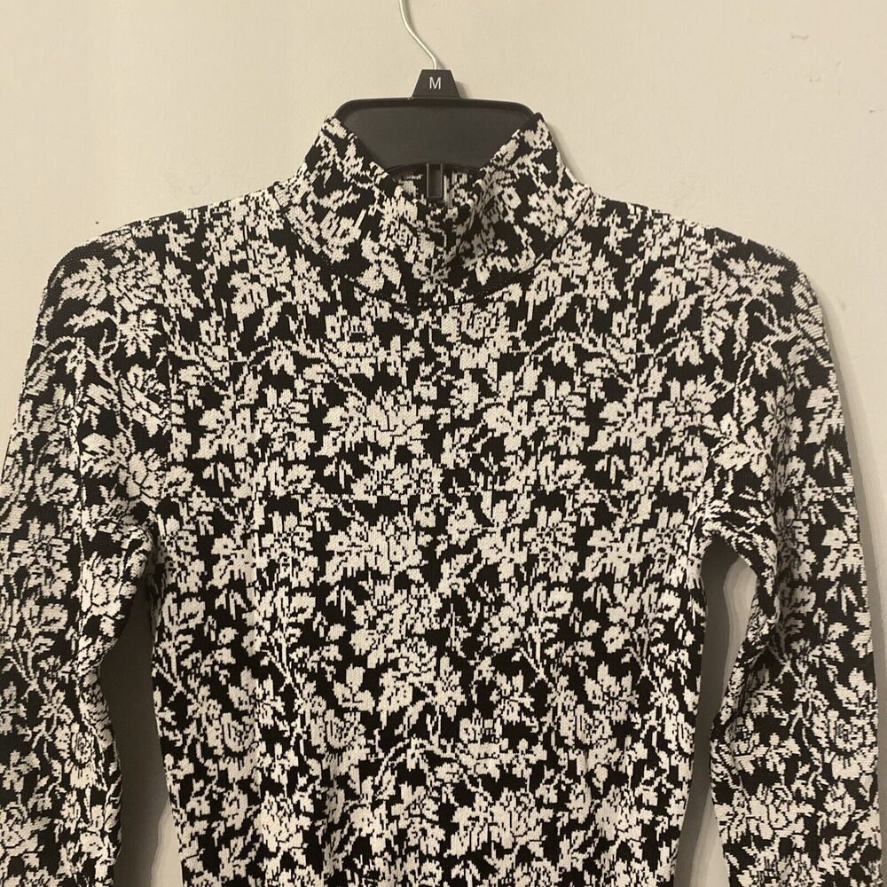Michael Kors Women Black And White Floral Bell Sleeve Bodycon Dress Size XS - Picture 2 of 12